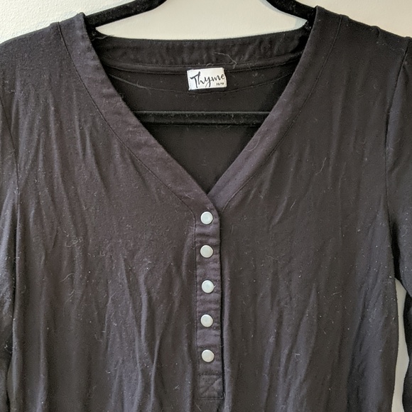 Thyme Maternity Jersey Maternity/Nursing Top - Picture 3 of 8